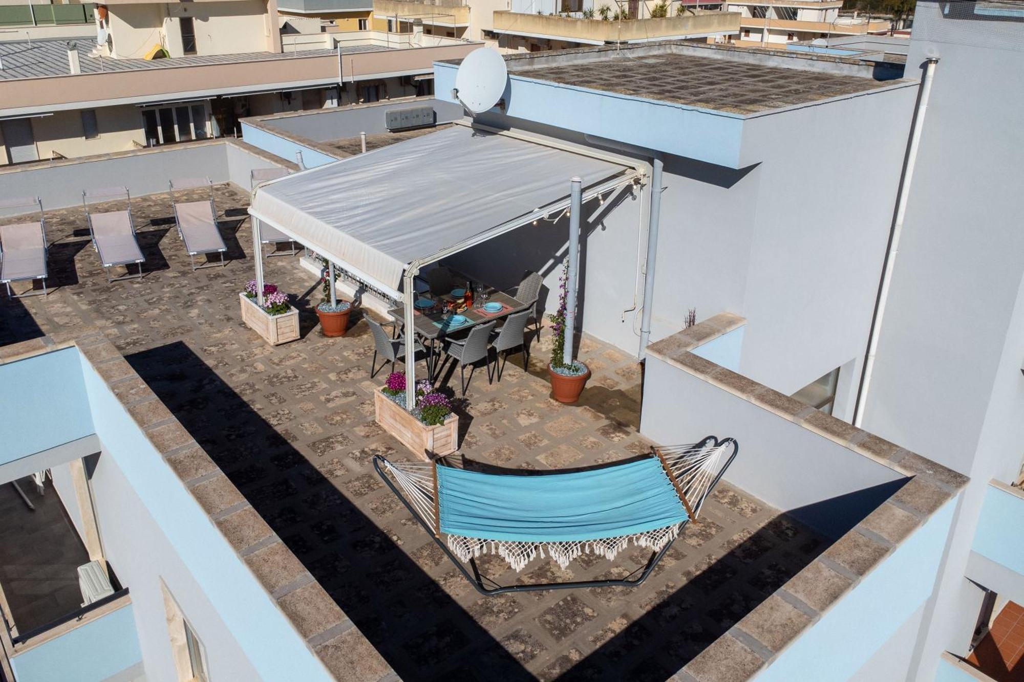 Apartamento Terrazza Vista Mare E Box Auto Gallipoli Exterior foto