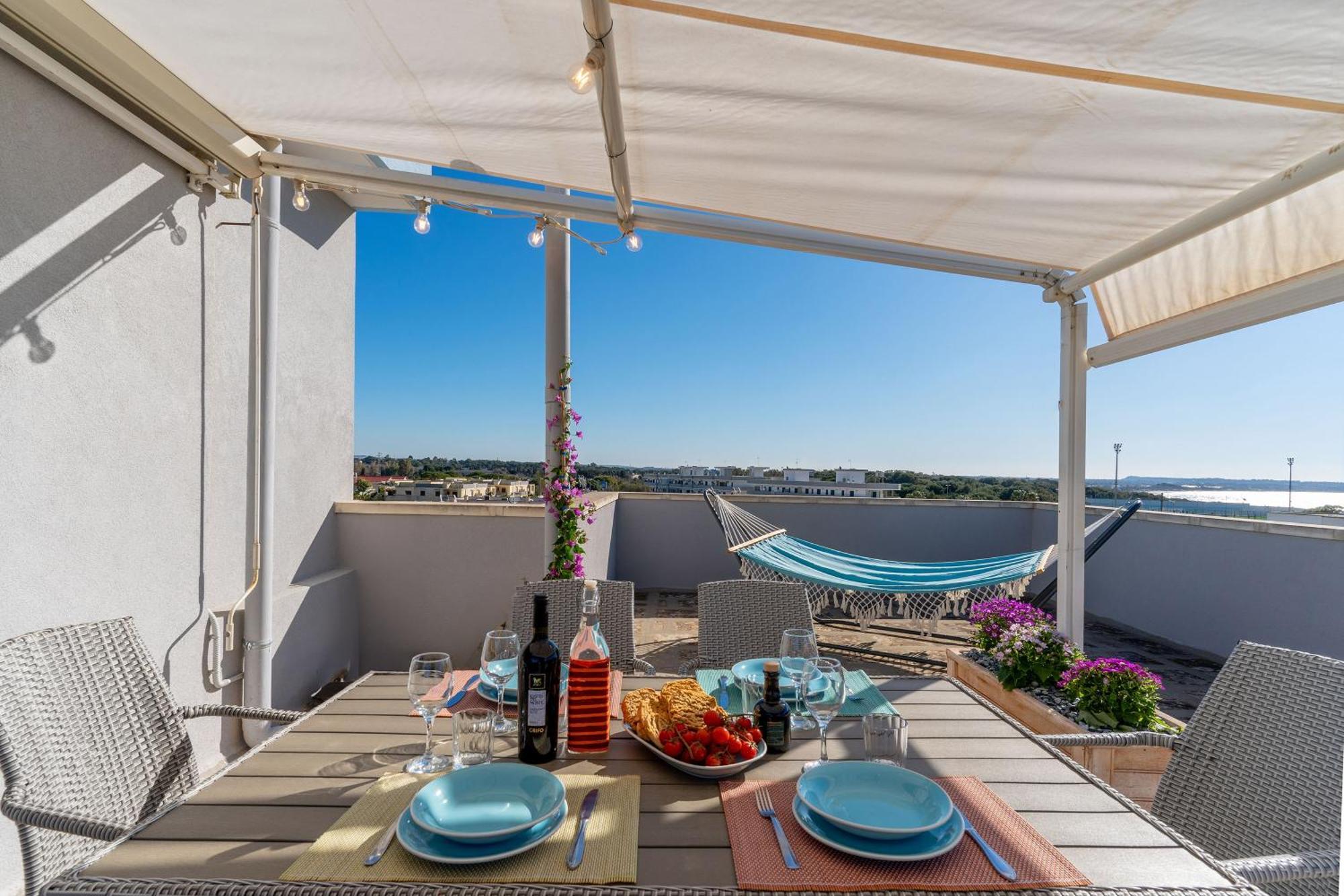 Apartamento Terrazza Vista Mare E Box Auto Gallipoli Exterior foto